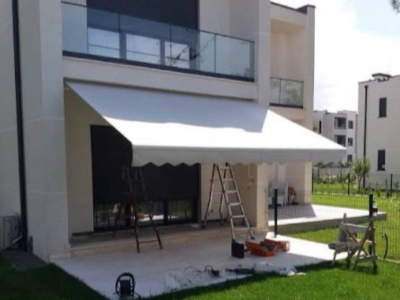 Tende dielli ne oborr vile Tende dielli ne oborr vile